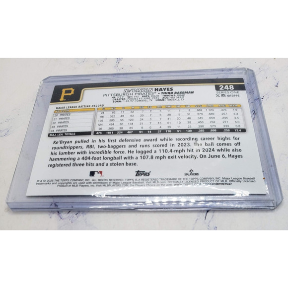 2025 Topps Series 1 - Ke'Bryan Hayes Pittsburgh Pirates #248 Diamante Foil - Picture 4 of 4